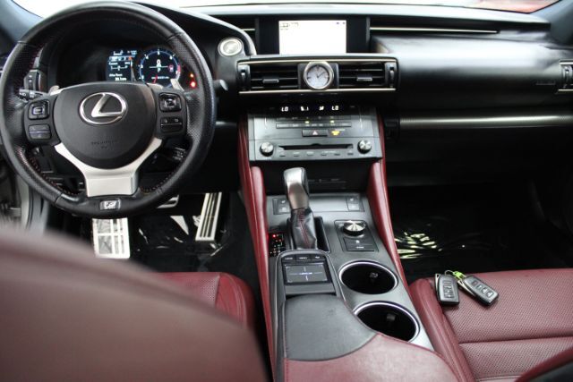 2016 Lexus RC 300 F-Sport