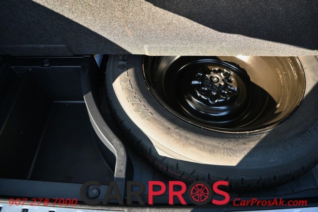 2016 Lexus RX 350 AWD - 3.5L V6 - Luxury Package - Heated and Cooled Leather Seats - Heated Steering Wheel - Heads Up Display - NAV - Mark Levinson Premium Audio - Panoramic Sunroof - Blind Spot Monitor & Lane Departure Alert - Park Sensors Anchorage AK