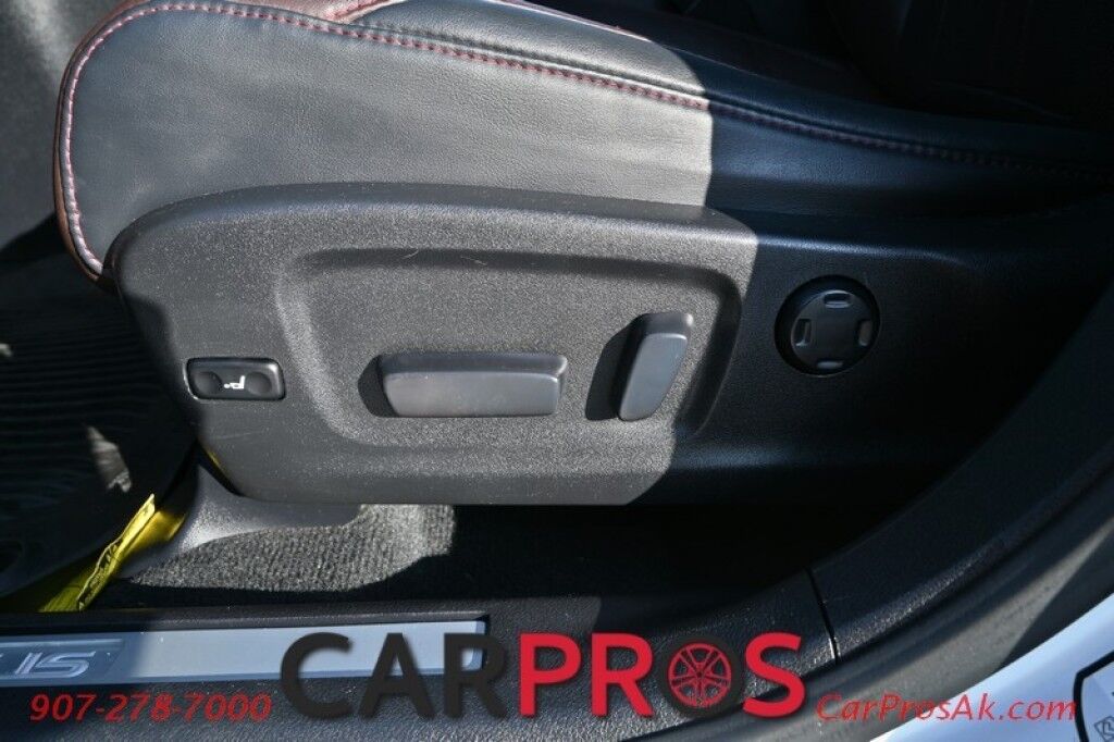 2016 Lexus RX 350 AWD - 3.5L V6 - Luxury Package - Heated and Cooled Leather Seats - Heated Steering Wheel - Heads Up Display - NAV - Mark Levinson Premium Audio - Panoramic Sunroof - Blind Spot Monitor & Lane Departure Alert - Park Sensors Anchorage AK