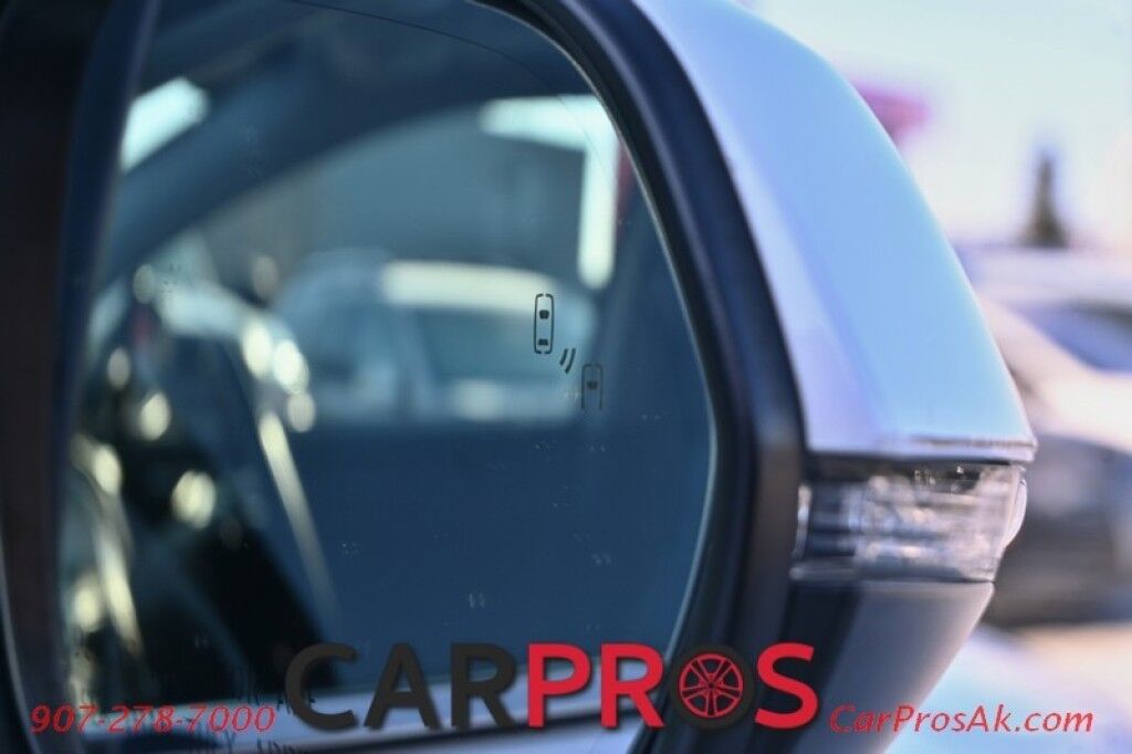 2016 Lexus RX 350 AWD - 3.5L V6 - Luxury Package - Heated and Cooled Leather Seats - Heated Steering Wheel - Heads Up Display - NAV - Mark Levinson Premium Audio - Panoramic Sunroof - Blind Spot Monitor & Lane Departure Alert - Park Sensors Anchorage AK