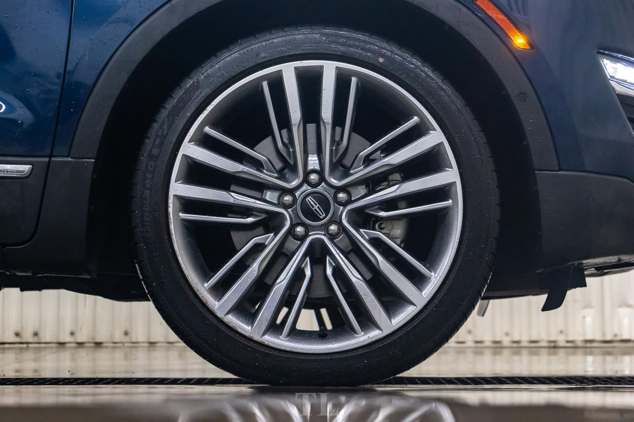 2016 Lincoln MKC AWD Reserve Leather Roof Nav BCam Red Deer AB