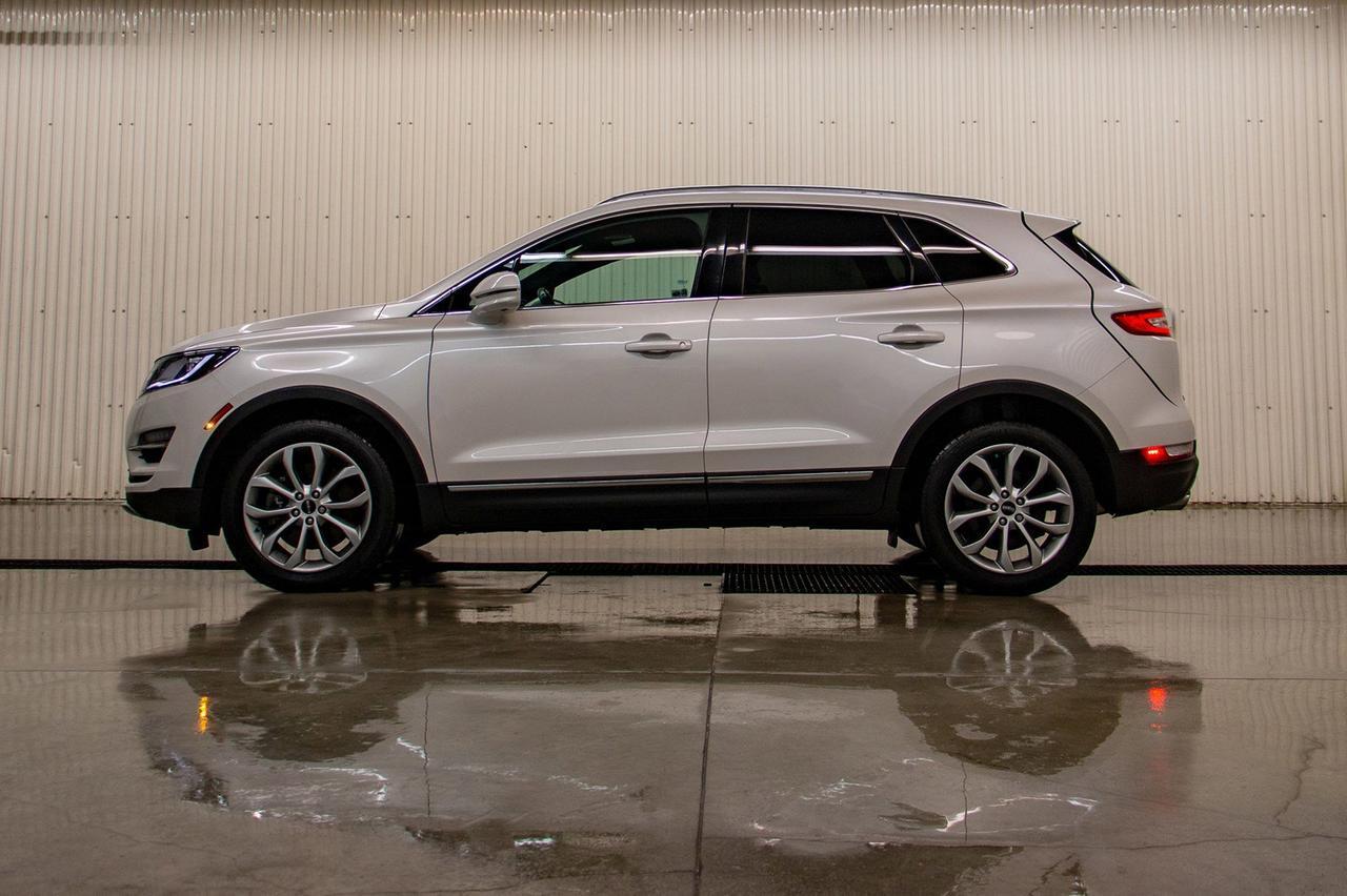 2016 Lincoln MKC AWD Select Leather Roof Nav Red Deer AB