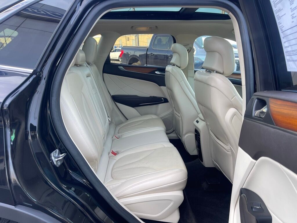 2016 Lincoln MKC Reserve Orange MA
