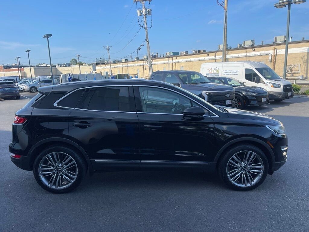 2016 Lincoln MKC Reserve Orange MA