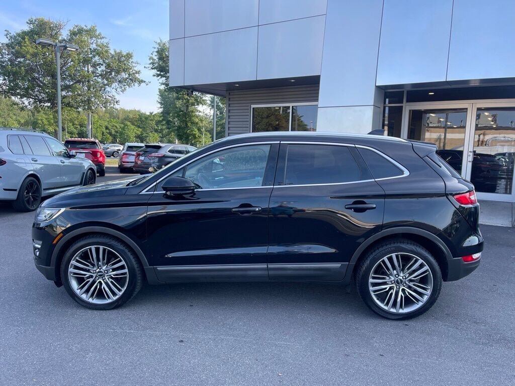 2016 Lincoln MKC Reserve Orange MA