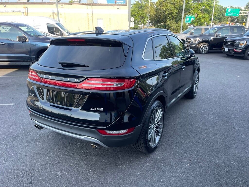 2016 Lincoln MKC Reserve Orange MA