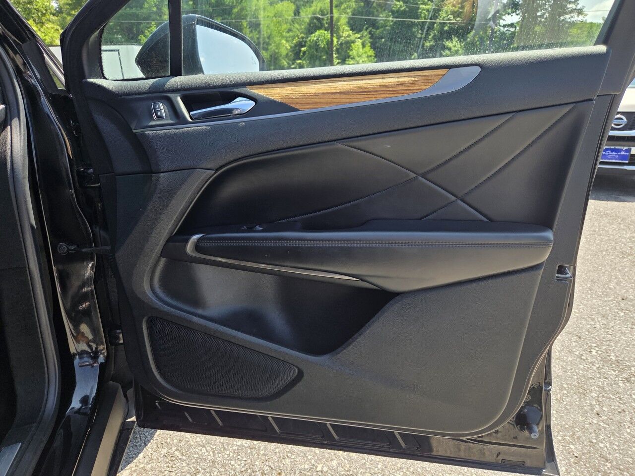 2016 Lincoln MKC Select Charlton MA