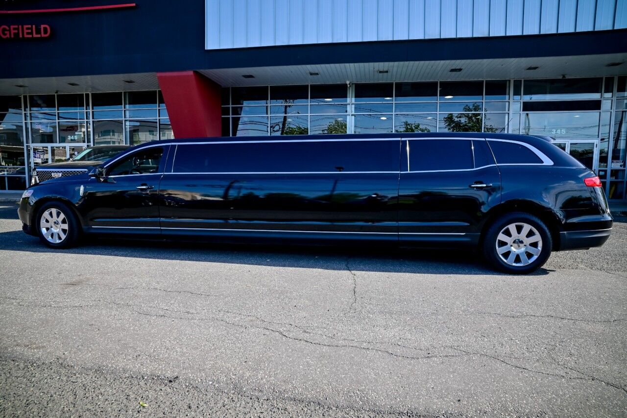 2016 Lincoln MKT 7 Passenger Stretch Limo Springfield NJ