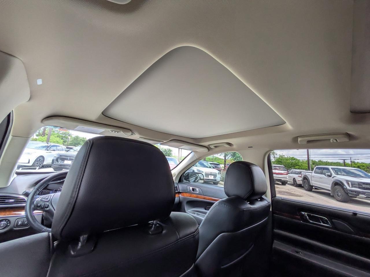 2016 Lincoln MKT EcoBoost