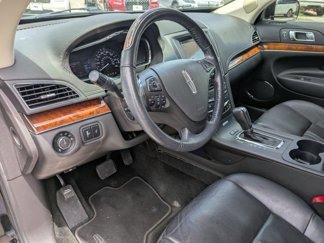 2016 Lincoln MKT EcoBoost