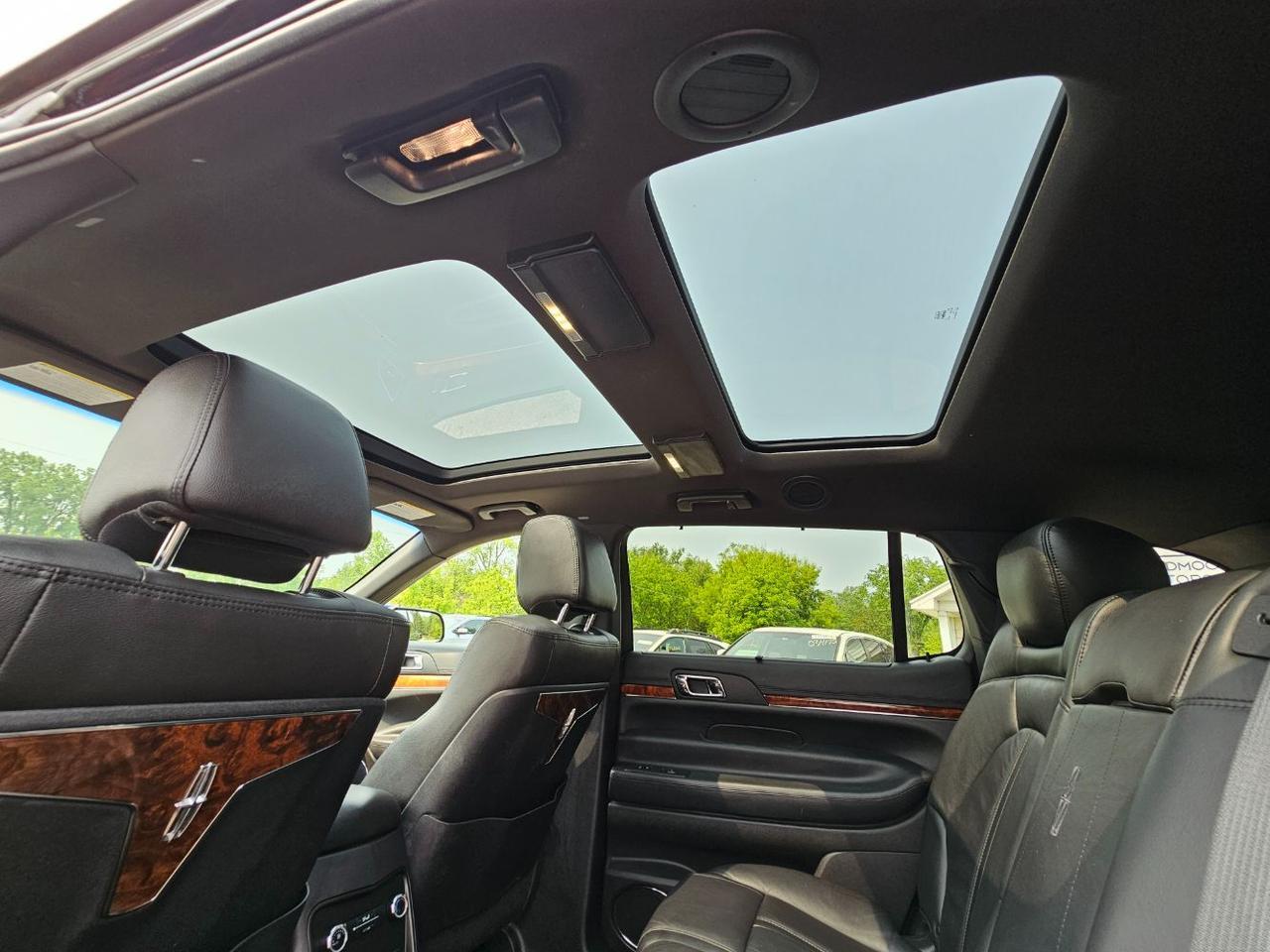 2016 Lincoln MKT Town Car Livery Hastings MI