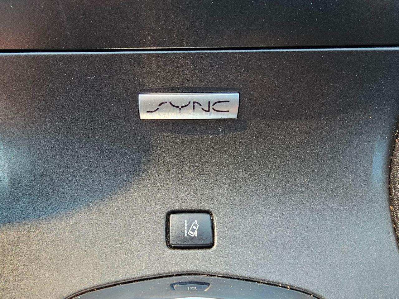 2016 Lincoln MKT Town Car Livery Hastings MI