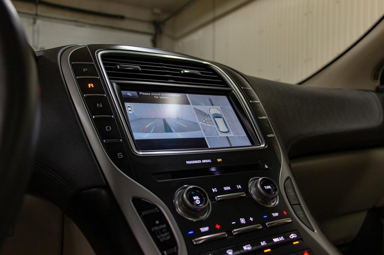 2016 Lincoln MKX AWD Luxury Edition Leather Roof Nav Red Deer AB