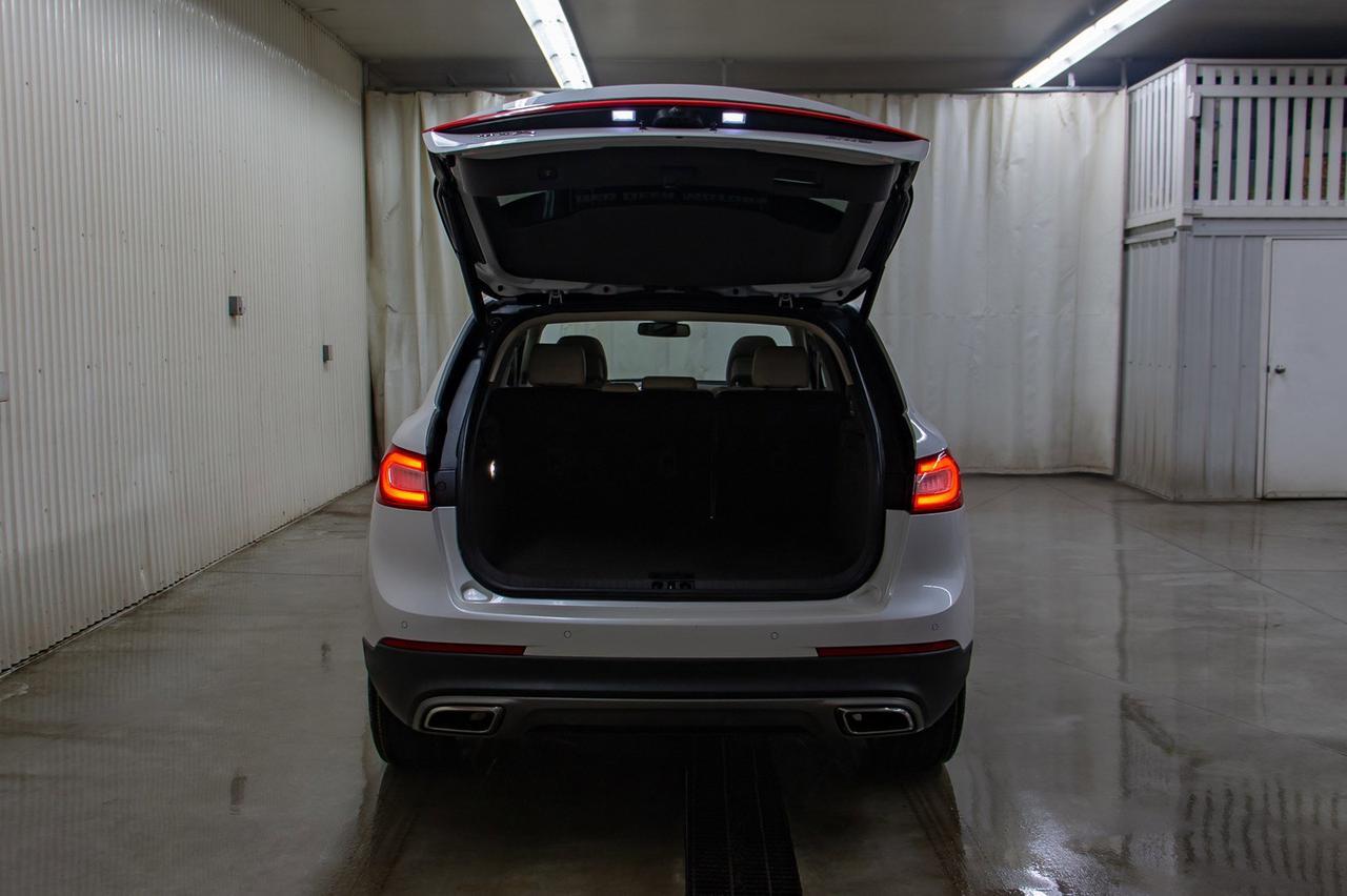 2016 Lincoln MKX AWD Luxury Edition Leather Roof Nav Red Deer AB