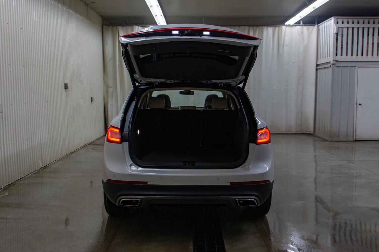 2016 Lincoln MKX AWD Luxury Edition Leather Roof Nav Red Deer AB