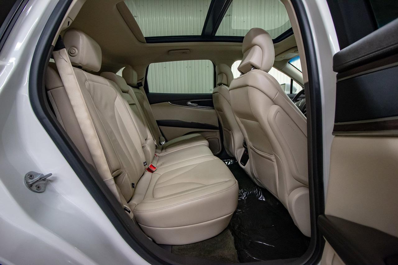 2016 Lincoln MKX AWD Luxury Edition Leather Roof Nav Red Deer AB