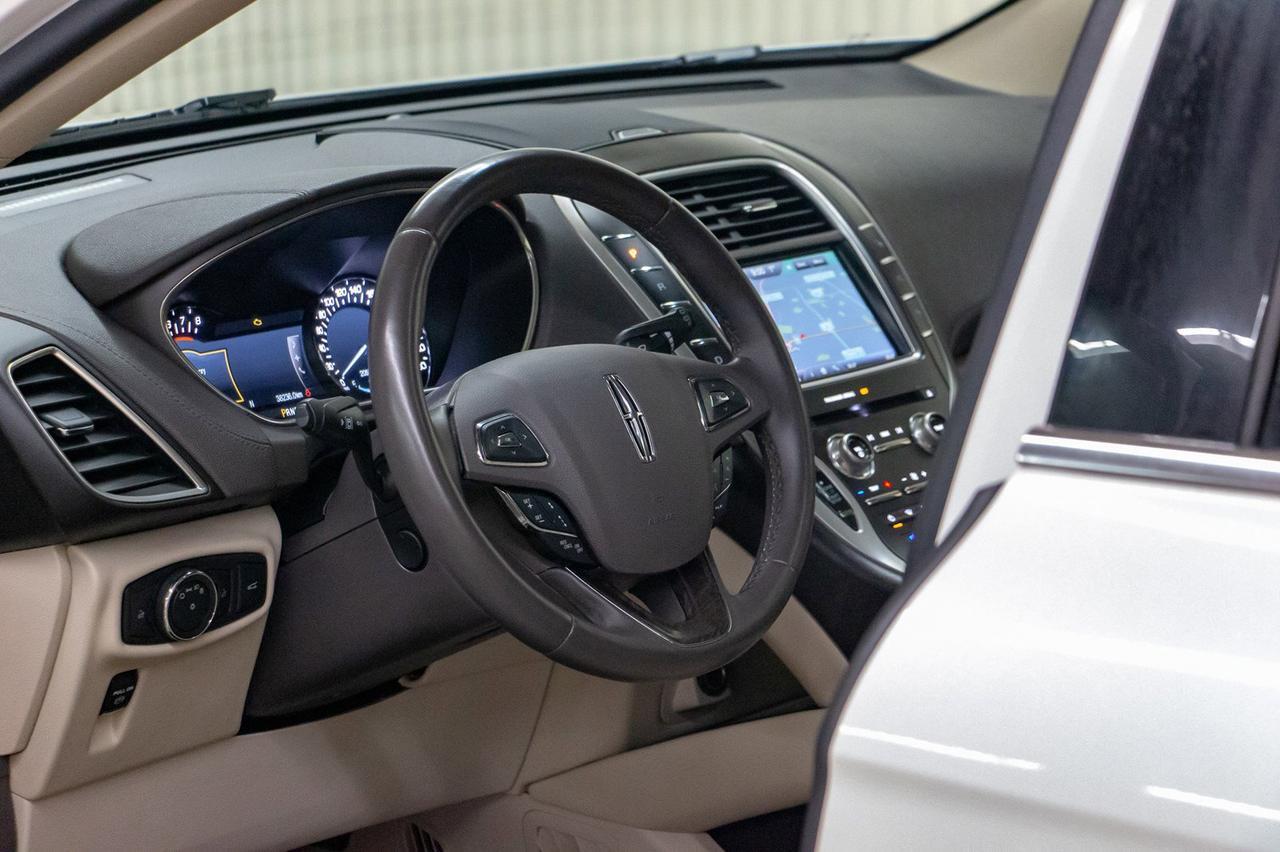 2016 Lincoln MKX AWD Luxury Edition Leather Roof Nav Red Deer AB