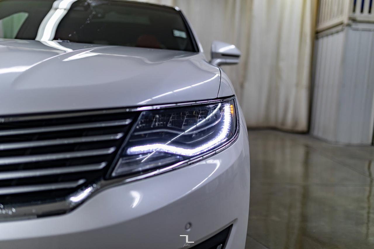 2016 Lincoln MKX AWD Reserve Leather Roof Nav BCam Red Deer AB