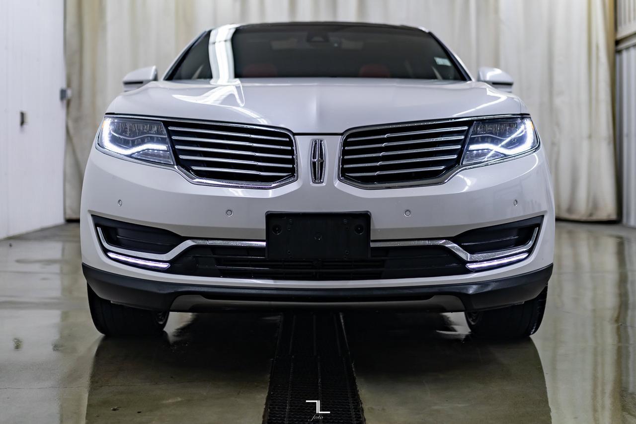 2016 Lincoln MKX AWD Reserve Leather Roof Nav BCam Red Deer AB