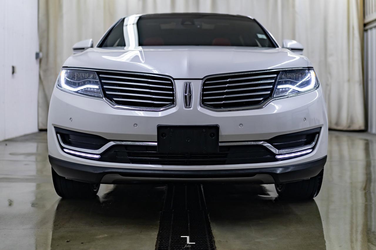 2016 Lincoln MKX AWD Reserve Leather Roof Nav BCam Red Deer AB