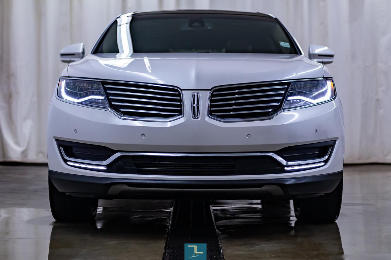 2016 Lincoln MKX AWD Reserve Leather Roof Nav BCam Red Deer AB