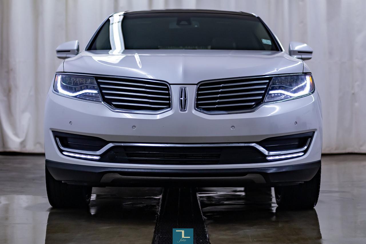 2016 Lincoln MKX AWD Reserve Leather Roof Nav BCam Red Deer AB