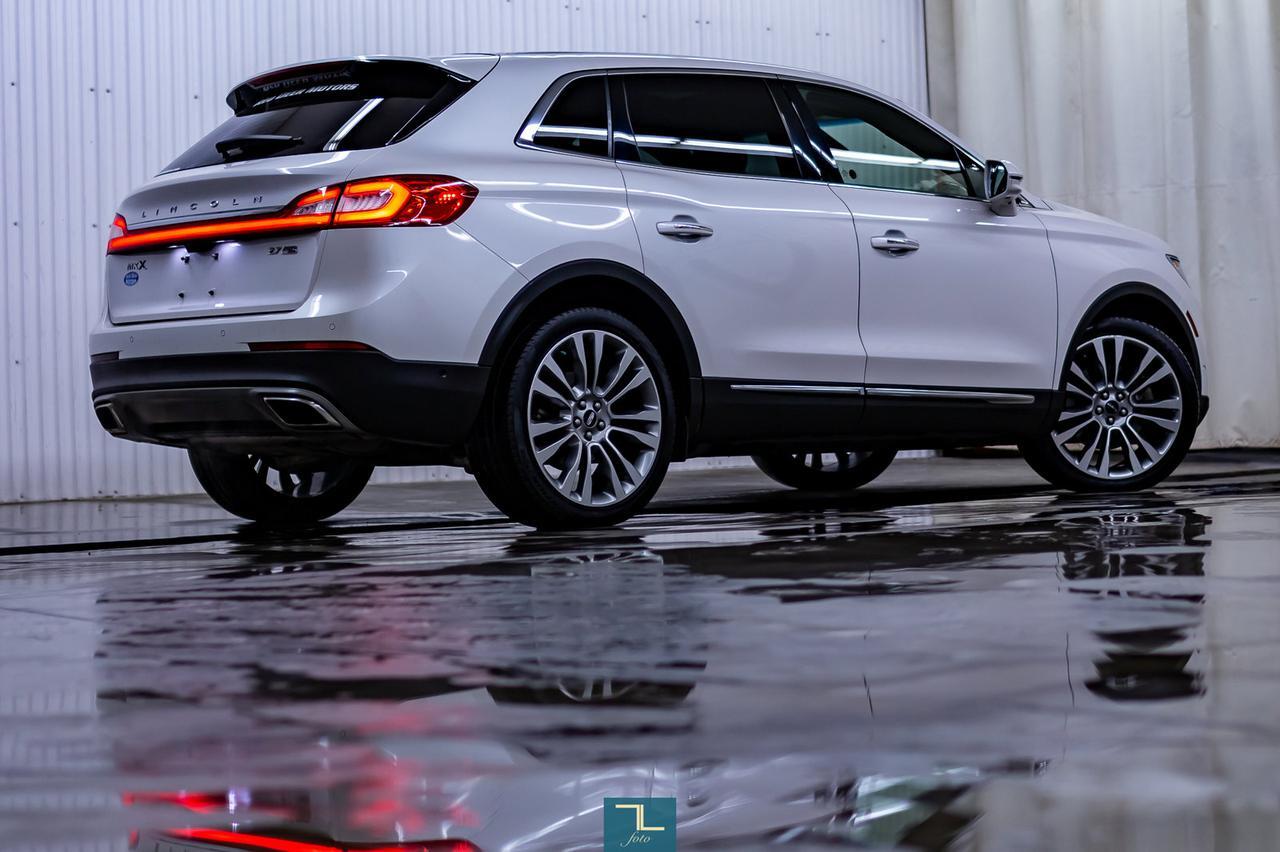 2016 Lincoln MKX AWD Reserve Leather Roof Nav BCam Red Deer AB