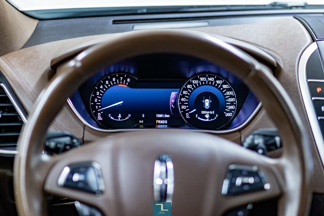 2016 Lincoln MKX AWD Reserve Leather Roof Nav BCam Red Deer AB