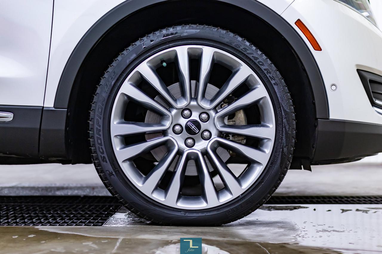 2016 Lincoln MKX AWD Reserve Leather Roof Nav BCam Red Deer AB