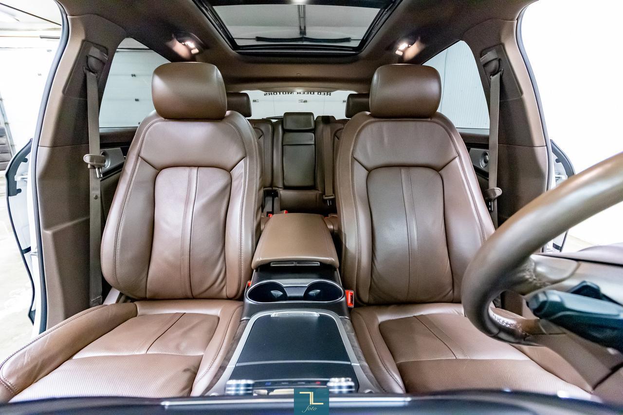 2016 Lincoln MKX AWD Reserve Leather Roof Nav BCam Red Deer AB