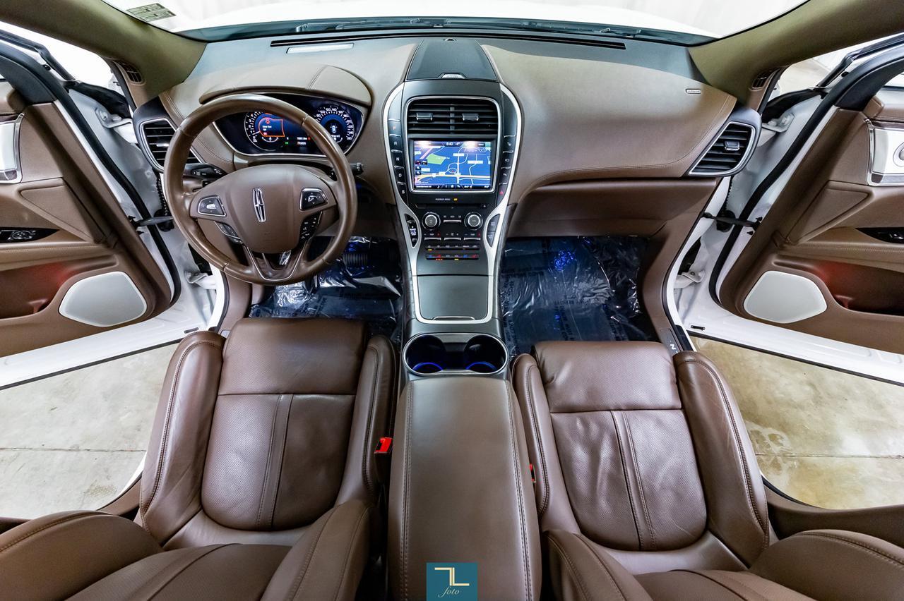 2016 Lincoln MKX AWD Reserve Leather Roof Nav BCam Red Deer AB