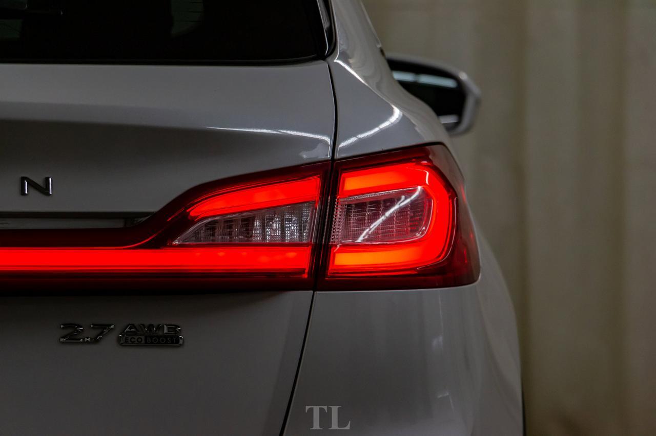 2016 Lincoln MKX AWD Reserve Leather Roof Nav BCam Red Deer AB