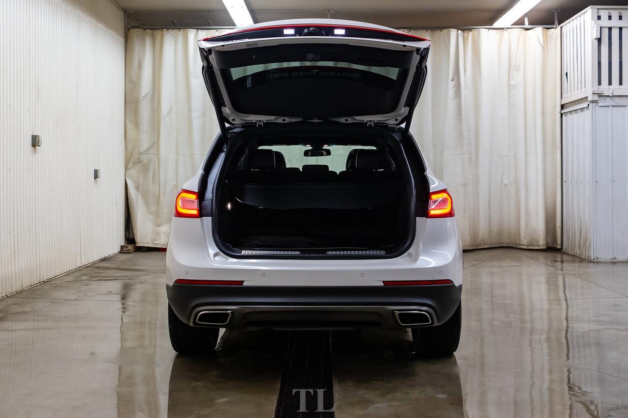 2016 Lincoln MKX AWD Reserve Leather Roof Nav BCam Red Deer AB