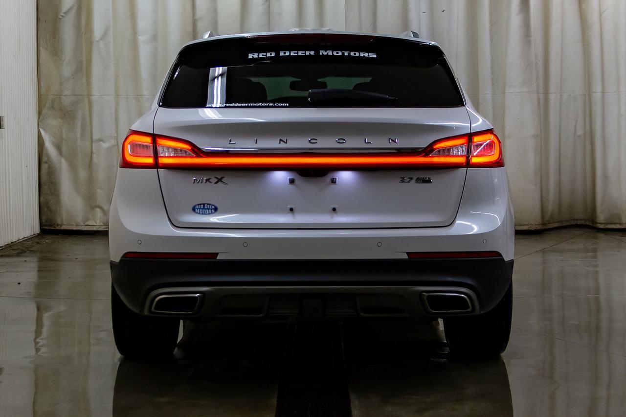 2016 Lincoln MKX AWD Reserve Leather Roof Nav BCam Red Deer AB