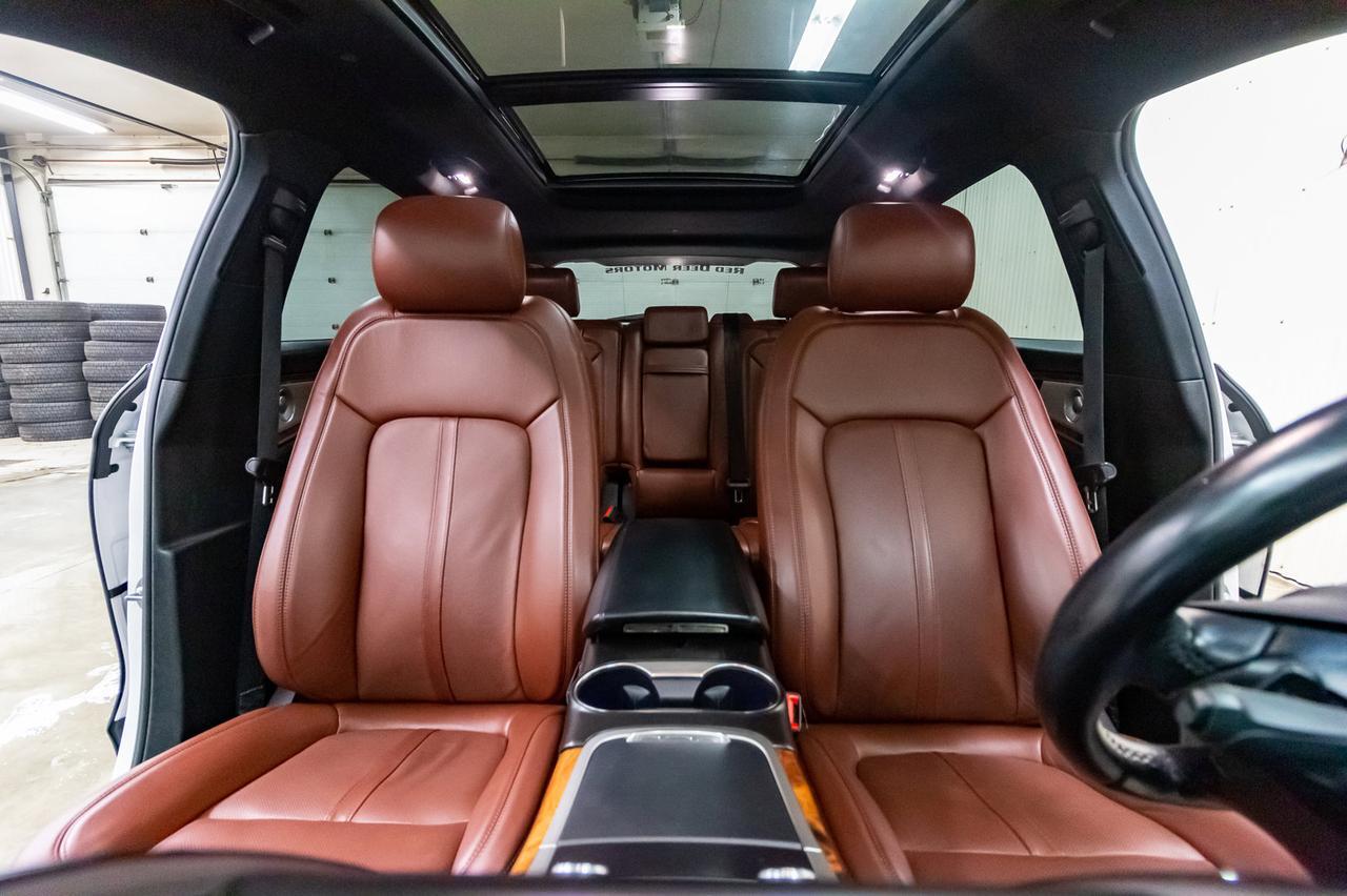 2016 Lincoln MKX AWD Reserve Leather Roof Nav BCam Red Deer AB