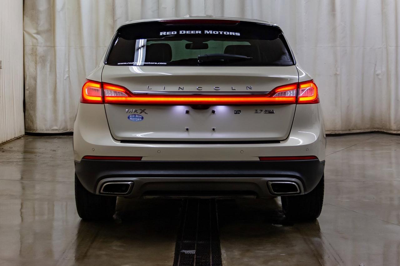2016 Lincoln MKX AWD Reserve Leather Roof Nav Red Deer AB
