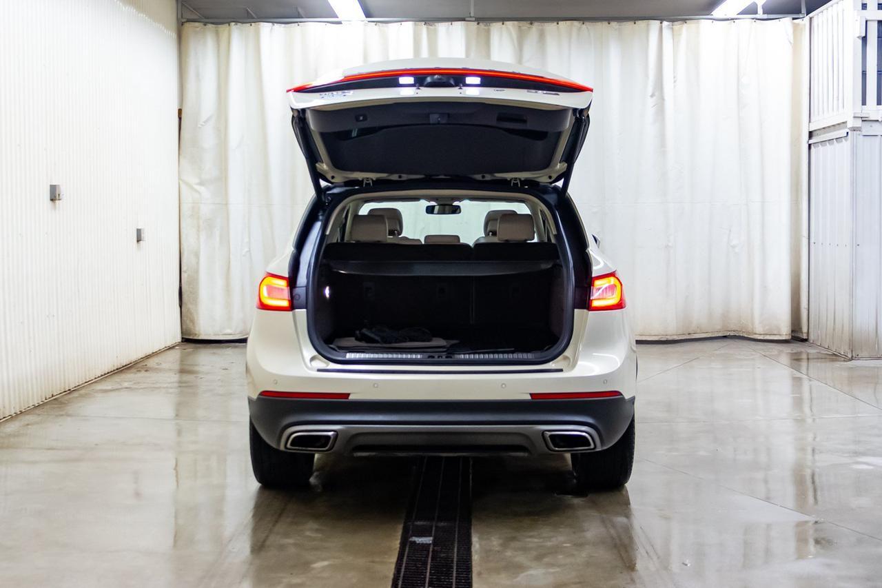 2016 Lincoln MKX AWD Reserve Leather Roof Nav Red Deer AB