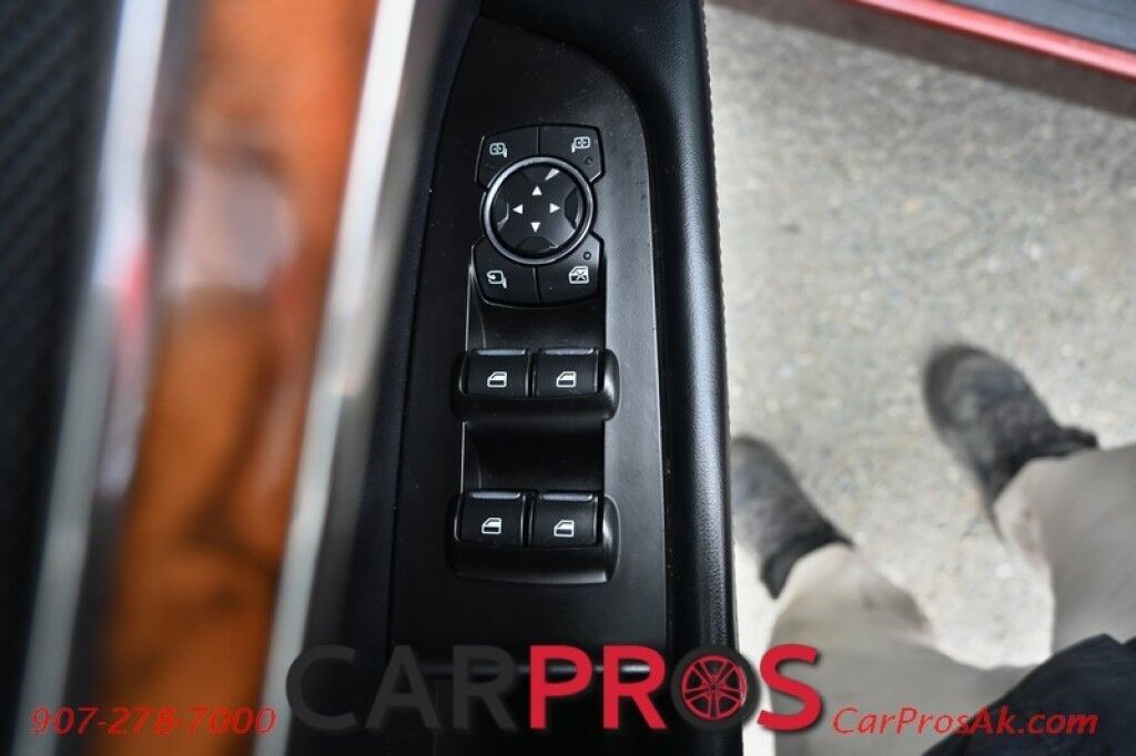 2016 Lincoln MKX Reserve - AWD - Climate, Technology & Driver Assist Pkg - Auto Start - Power Heated & Cooled Leather Seats - Heated Steering Wheel - Adaptive Cruise Control - Navigation - Panoramic Vista Roof - Blind Spot & Lane Keep Assist - Back Up Camera Anchorage AK