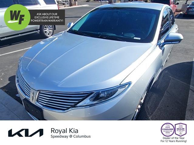 2016 Lincoln MKZ Base