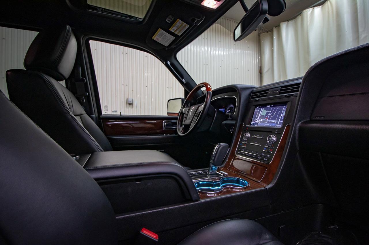 2016 Lincoln Navigator AWD Select Leather Roof Nav Red Deer AB