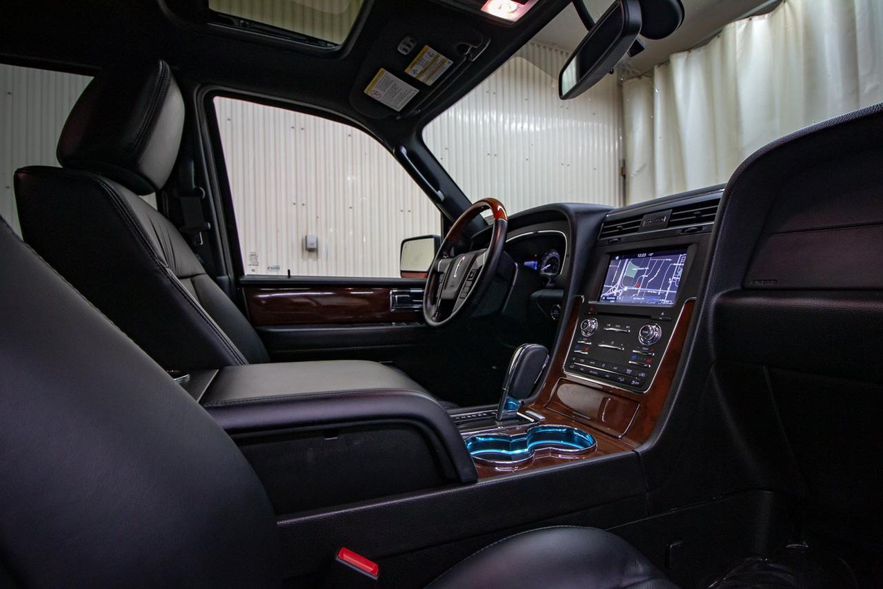 2016 Lincoln Navigator AWD Select Leather Roof Nav Red Deer AB