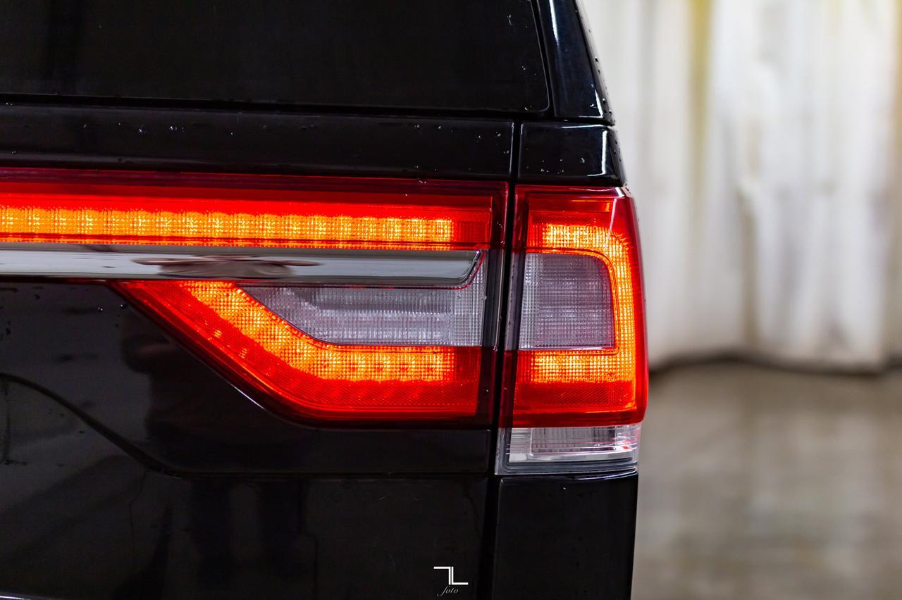 2016 Lincoln Navigator L AWD Select Leather Roof Nav BCam Red Deer AB