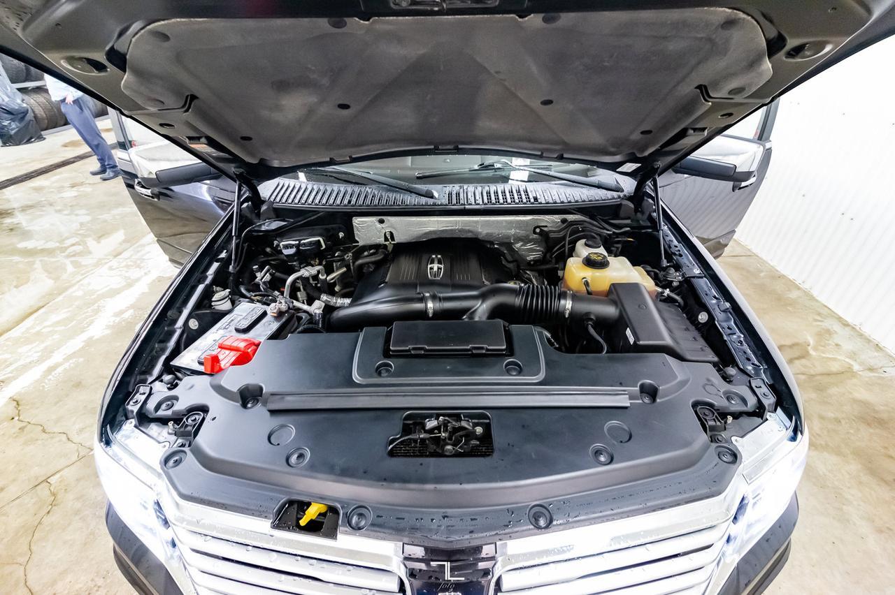 2016 Lincoln Navigator L AWD Select Leather Roof Nav BCam Red Deer AB