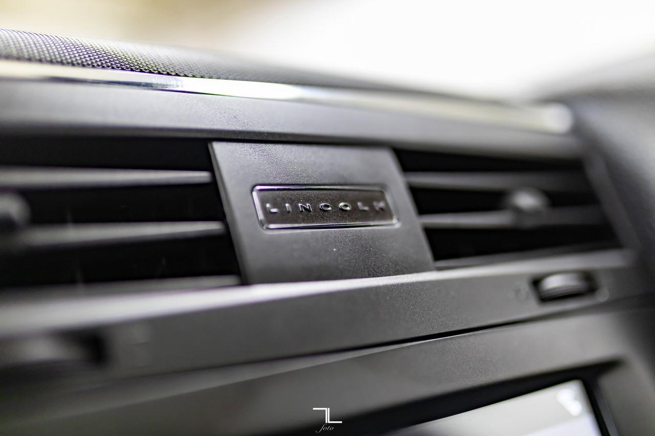 2016 Lincoln Navigator L AWD Select Leather Roof Nav BCam Red Deer AB