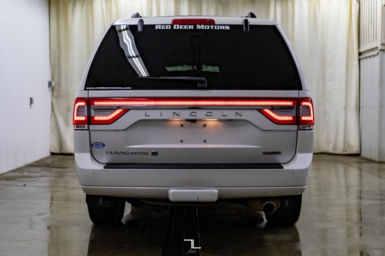 2016 Lincoln Navigator L AWD Select Leather Roof Nav BCam Red Deer AB