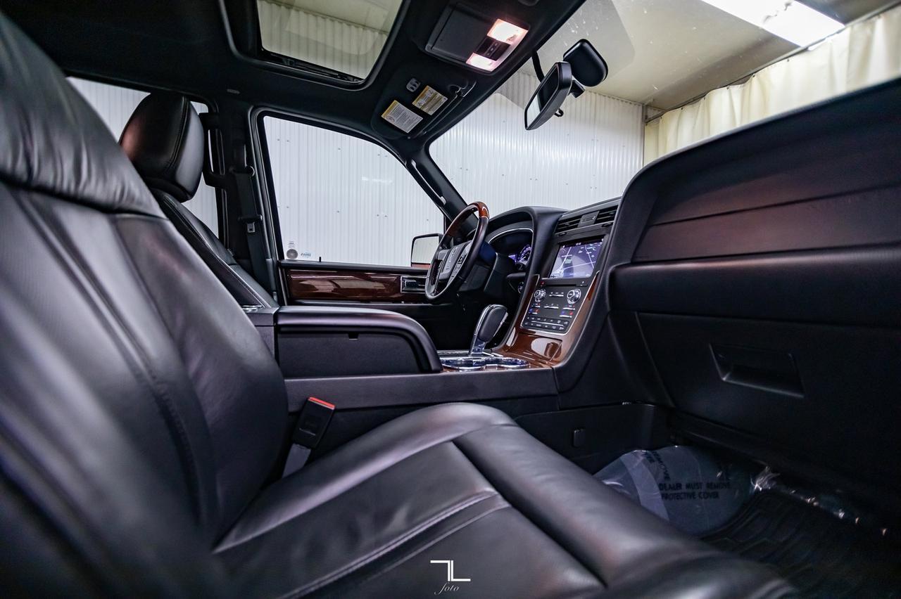 2016 Lincoln Navigator L AWD Select Leather Roof Nav BCam Red Deer AB