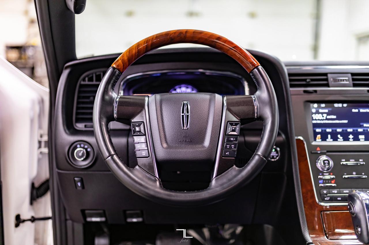 2016 Lincoln Navigator L AWD Select Leather Roof Nav BCam Red Deer AB