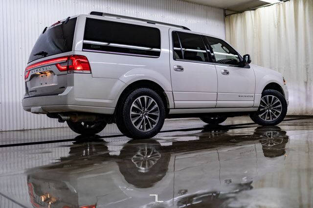 2016 Lincoln Navigator L AWD Select Leather Roof Nav BCam Red Deer AB