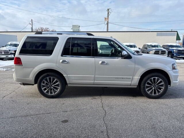 2016 Lincoln Navigator Select Cleveland OH