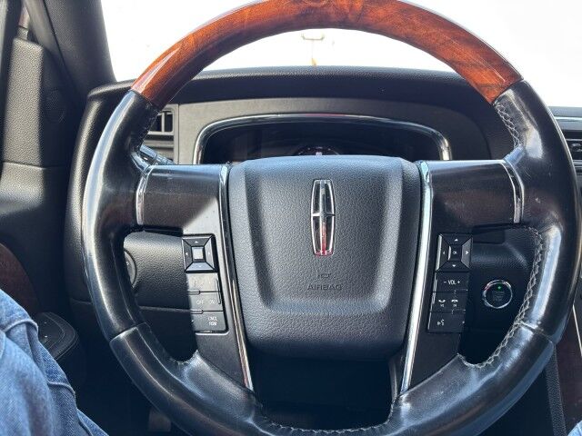 2016 Lincoln Navigator Select Cleveland OH